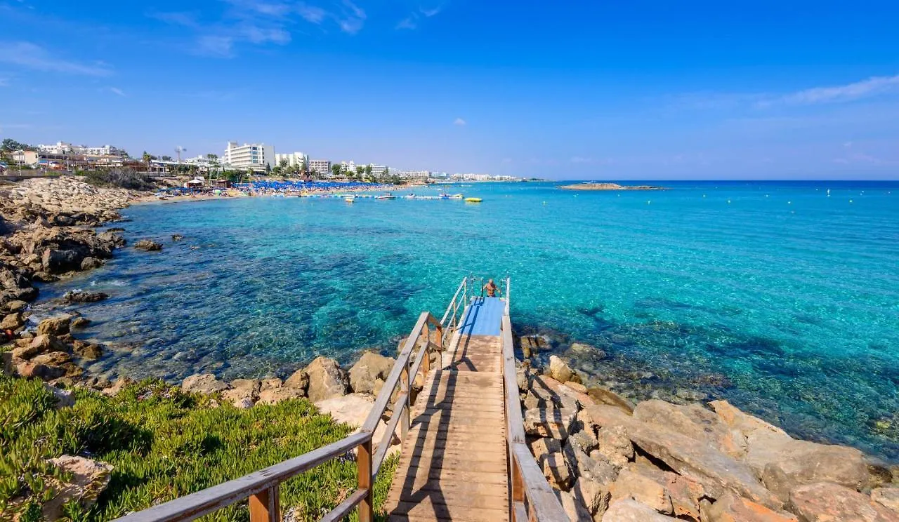 Lombardi Seafront Villa Protaras